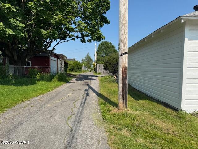 319 Adams St, Williamsport, PA 17701 - photo 6