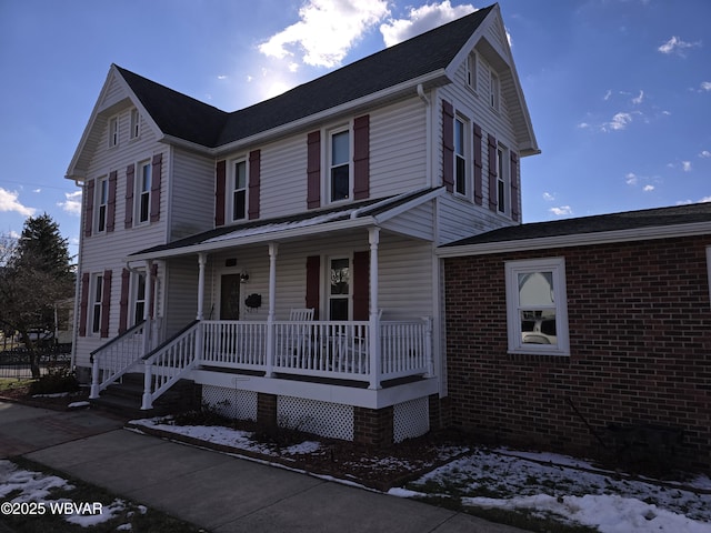 view of front of house featuring covered porch