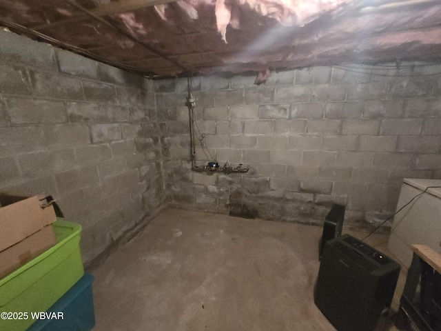 131 Walnut Ln, Jersey Shore, PA 17740 - view of unfinished below grade area
