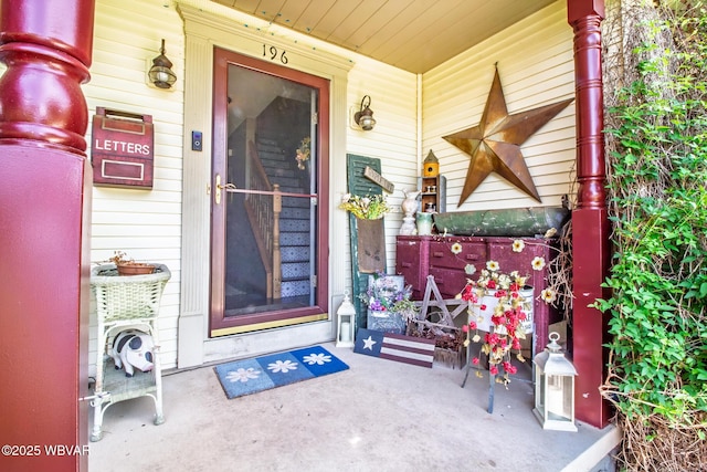 196 Shawnee Dr, Muncy, PA 17756 - entrance to property featuring a porch
