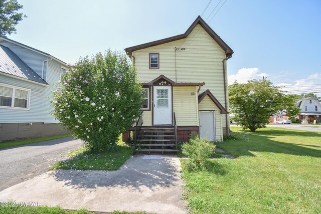 108 Pennsylvania Ave, Mill Hall, PA 17751 - photo 2