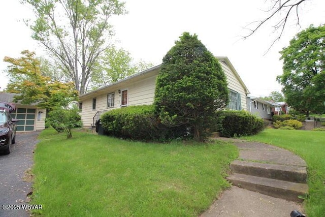 1714 Princeton Ave, Williamsport, PA 17701 - view of side of home featuring a yard