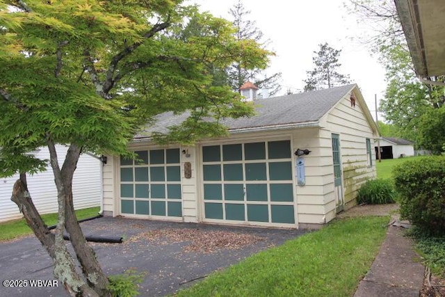 1714 Princeton Ave, Williamsport, PA 17701 - view of detached garage