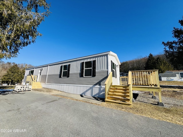 view of manufactured / mobile home