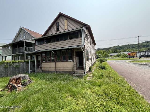 877-879 S 2nd St, Sunbury, PA 17801 - view of front facade