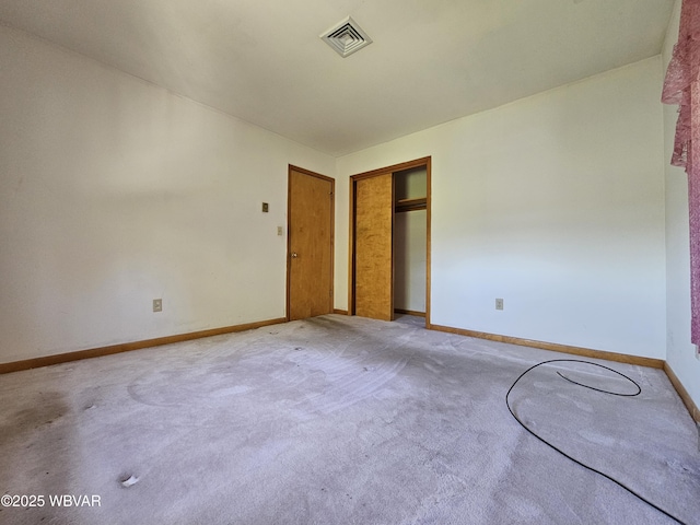 399 Sholder Rd, Williamsport, PA 17701 - unfurnished room with baseboards and light carpet