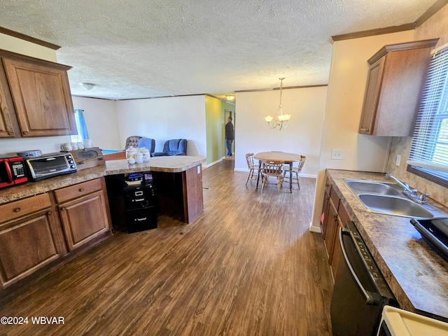 kitchen with a textured ceiling, sink, dishwasher, a chandelier, and dark hardwood / wood-style floors