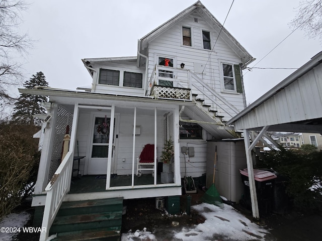 view of front of property