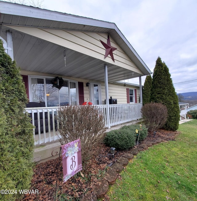 view of front of home with covered porch