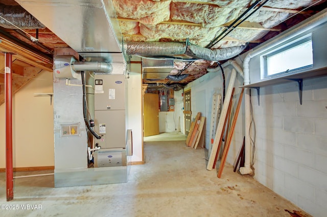 43 Hillcrest Ln, Williamsport, PA 17701 - basement with heating unit