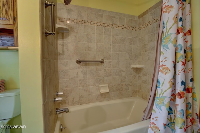 43 Hillcrest Ln, Williamsport, PA 17701 - full bath with shower / bath combo with shower curtain and toilet