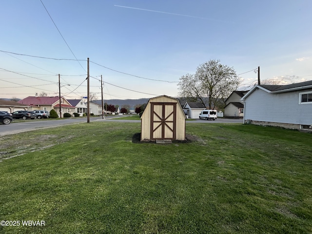 2401 Linn St, Williamsport, PA 17701 - view of yard featuring an outdoor structure and a storage shed