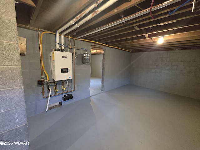 1760 Fredna Ave, Williamsport, PA 17701 - unfinished basement featuring water heater