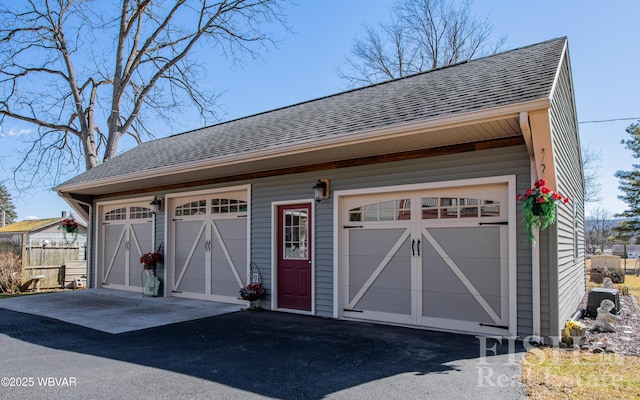 view of detached garage