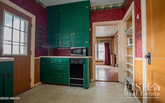 kitchen featuring green cabinets