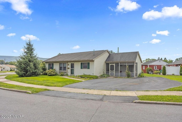 1617 Marlin Pkwy, Williamsport, PA 17701 - photo 1