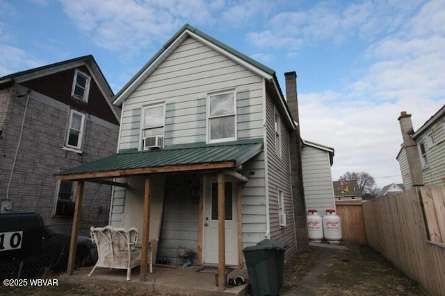 view of front of house with a patio