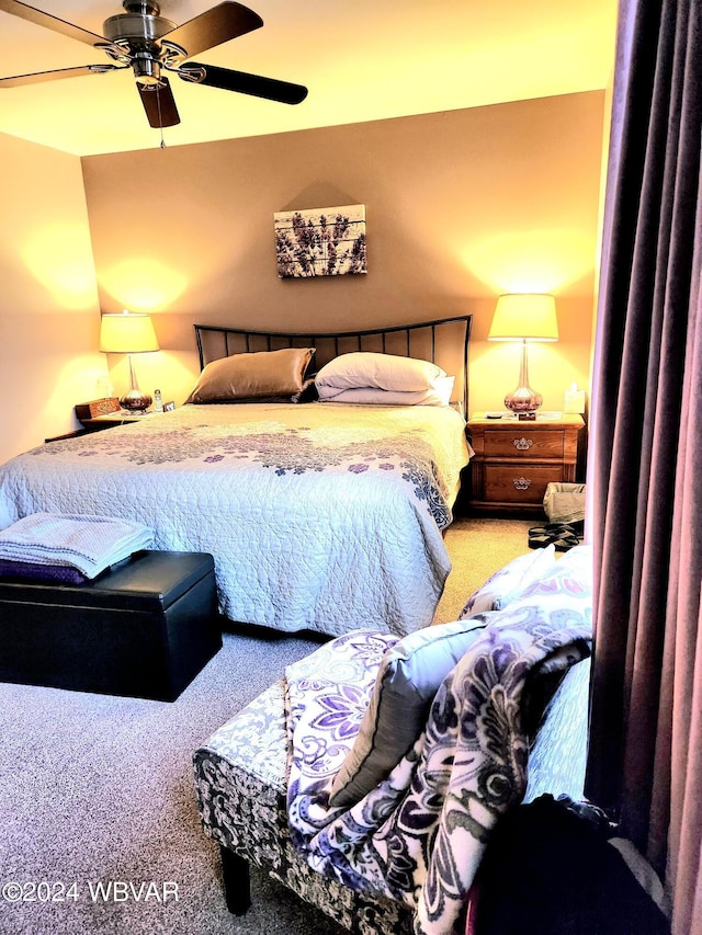 bedroom featuring carpet floors and a ceiling fan