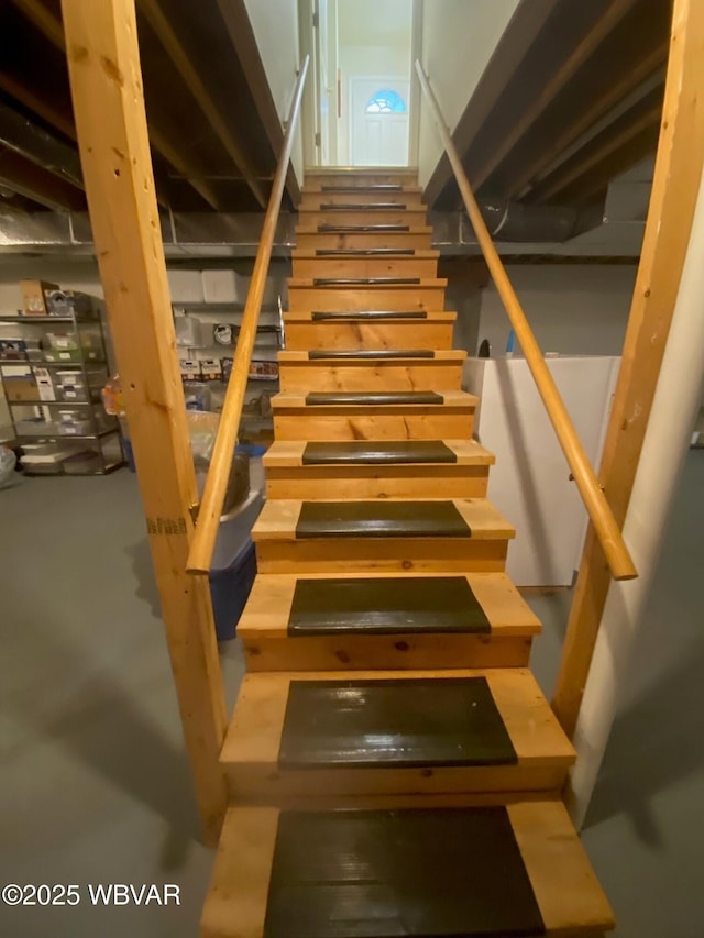 29 S Parsons Dr, Mill Hall, PA 17751 - view of stairs