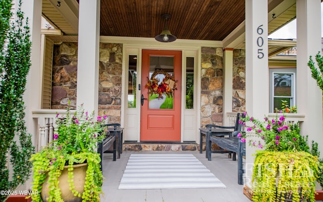 entrance to property with covered porch