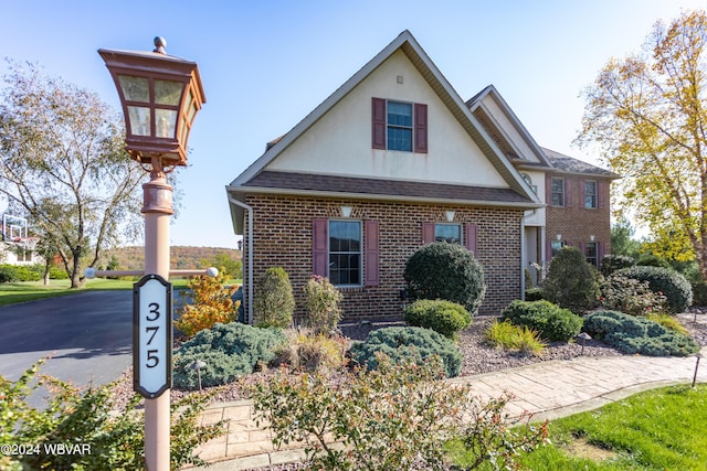 view of home's exterior