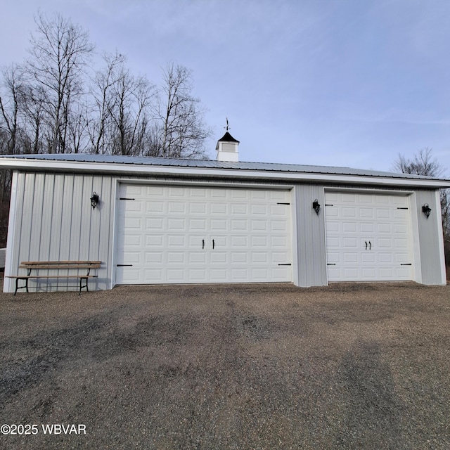 view of detached garage