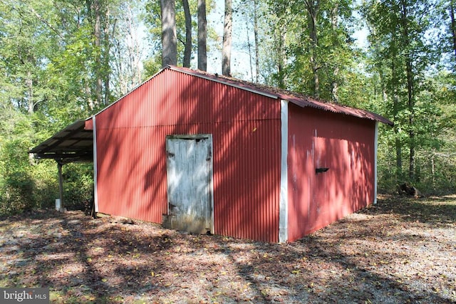 view of outdoor structure