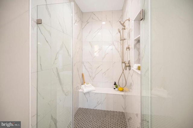 bathroom with walk in shower