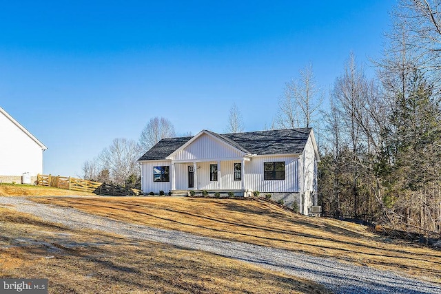 modern farmhouse with covered porch