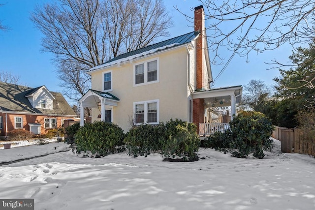 view of front facade featuring covered porch