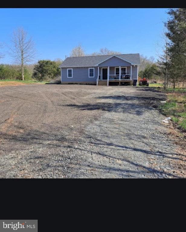 view of front of property with covered porch