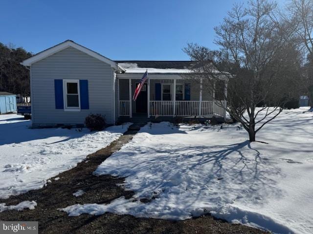 view of front of house with covered porch