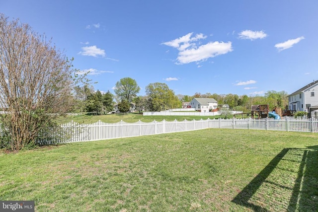 view of yard featuring fence