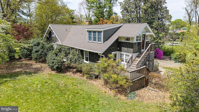 535 Winchester St, Warrenton, VA 20186 - rear view of house with a yard and a shingled roof