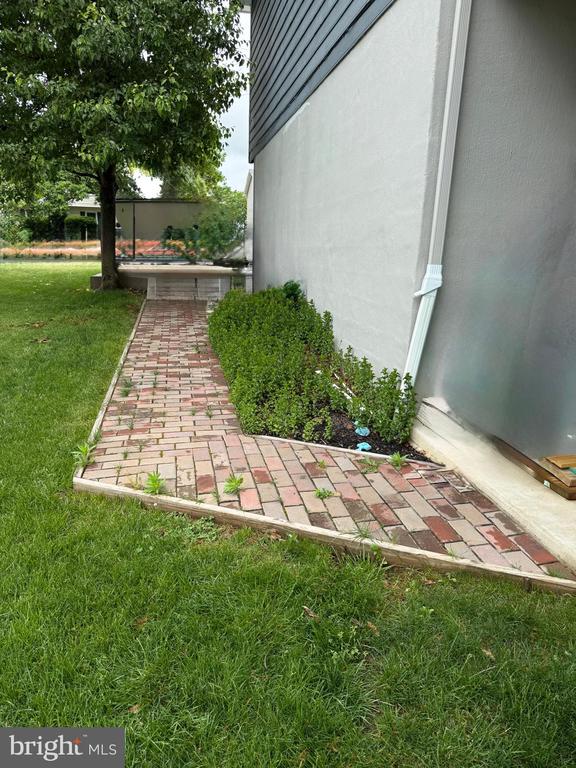  - view of green lawn