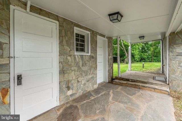 105 E Washington St, Remington, VA 22734 - view of covered porch