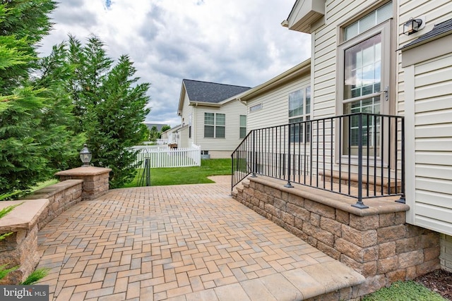 6020 E Greenbrier River Rd E, Fredericksburg, VA 22407 - view of patio