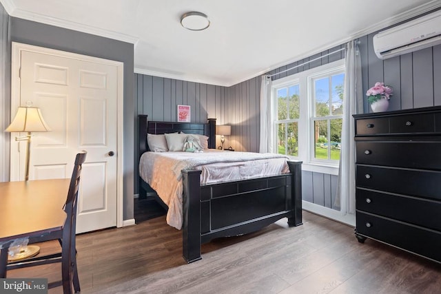 404 N Franklin St, Remington, VA 22734 - bedroom with crown molding, a wall mounted air conditioner, and wood finished floors