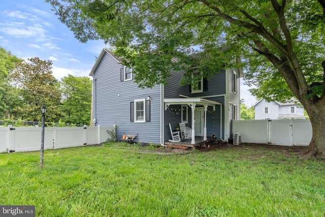 404 N Franklin St, Remington, VA 22734 - rear view of property with a gate and a fenced backyard