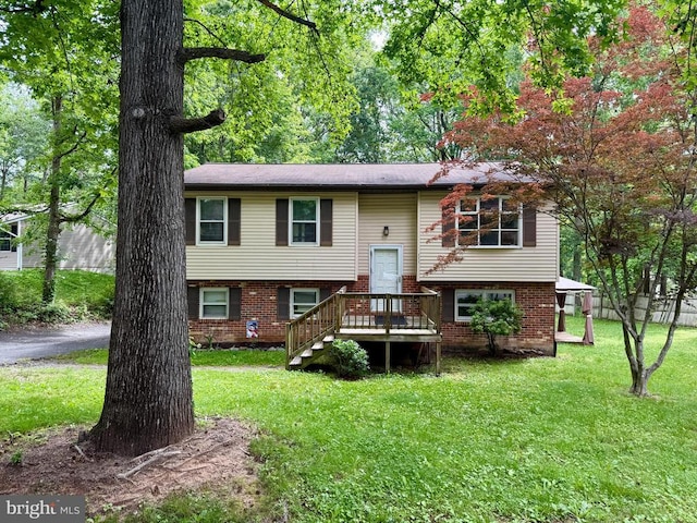 221 Hampton Dr, Spotsylvania, VA 22551 - view of front of house with brick siding