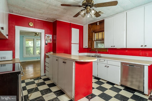 2315 Rolling Rd S, Scottsville, VA 24590 - kitchen featuring stainless steel appliances, light flooring, a ceiling fan, light countertops, and white cabinetry