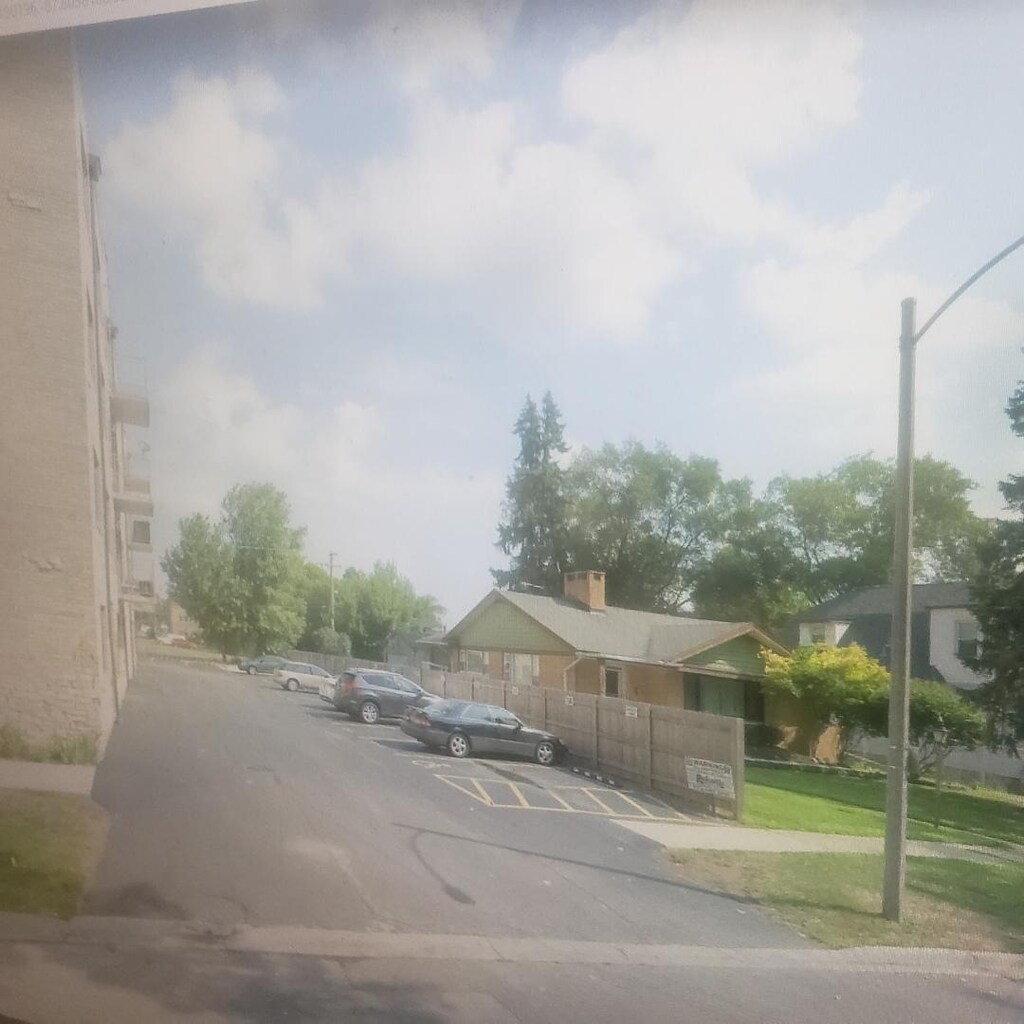7316 40th St Unit P-13, Lyons, IL 60534 - photo 1