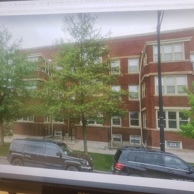 Listing photo 2 for 4832 S Indiana Ave Unit G-28, Chicago IL 60615