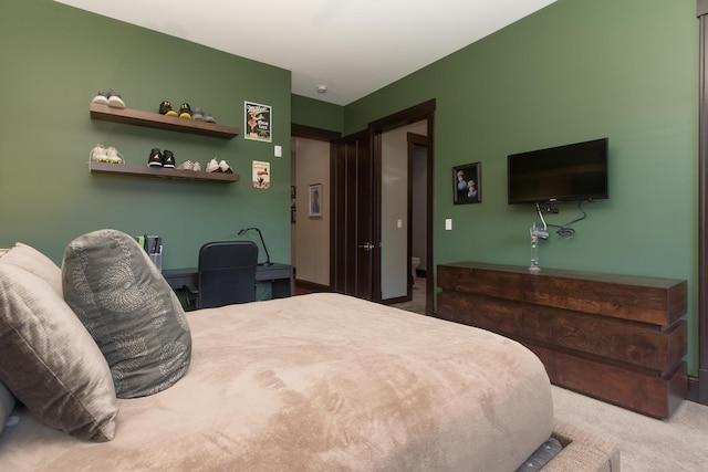 view of carpeted bedroom