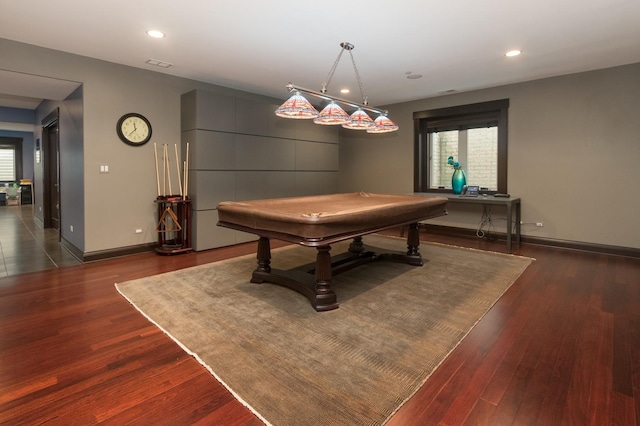 playroom with pool table and dark hardwood / wood-style flooring