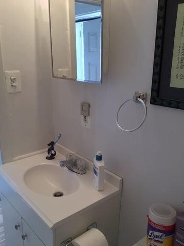 bathroom with oversized vanity