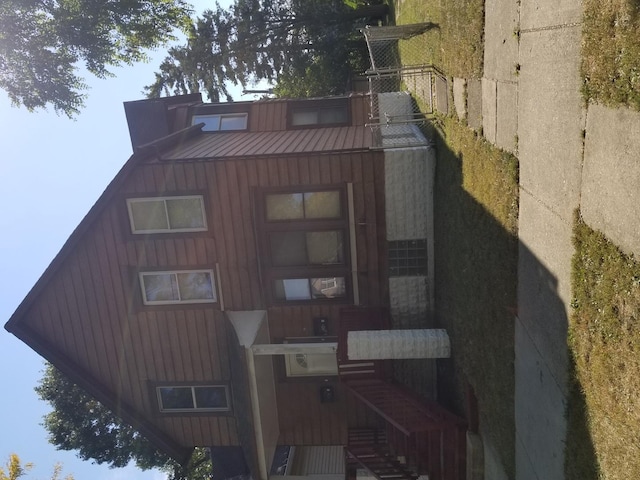 Listing photo 2 for 225 W 108th Pl, Chicago IL 60628