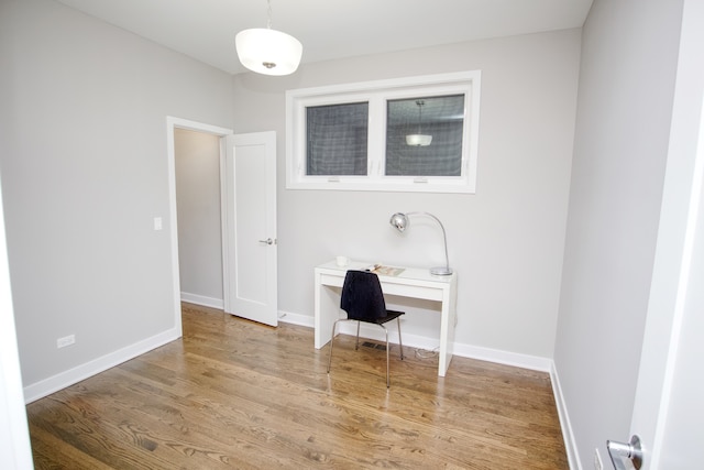 2520 S Stark St, Chicago, IL 60608 - unfurnished office with light hardwood / wood-style floors