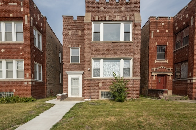 view of front of house with a front yard