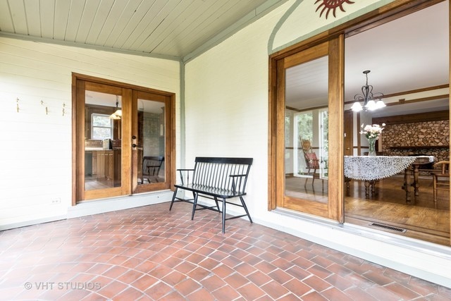 view of terrace with covered porch